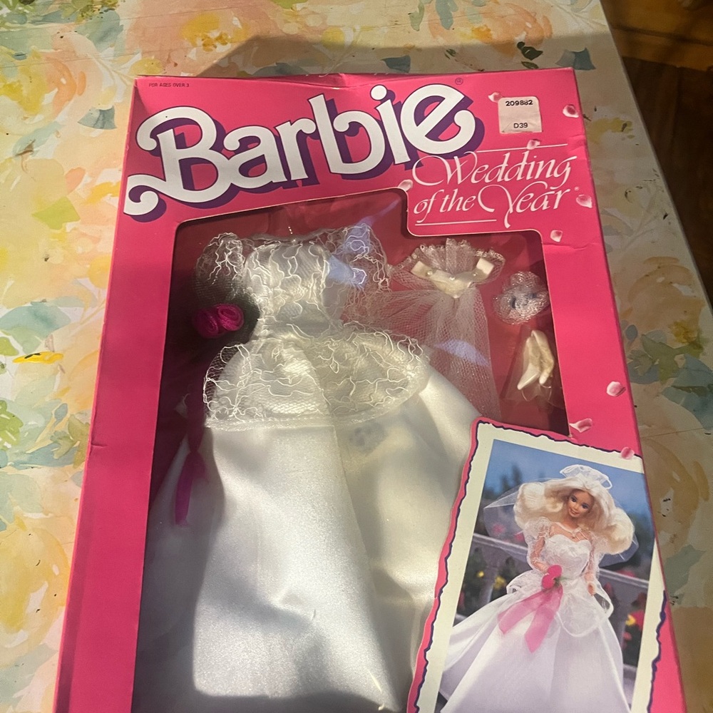 VintageBarbie "Wedding of the Year" Bridal Gown Outfit — White with Pink Accents